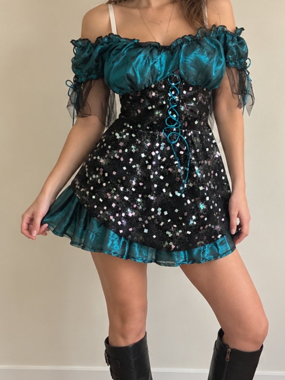 Secret Wishes High Seas Babe Pirate Costume Dress Size M NWT